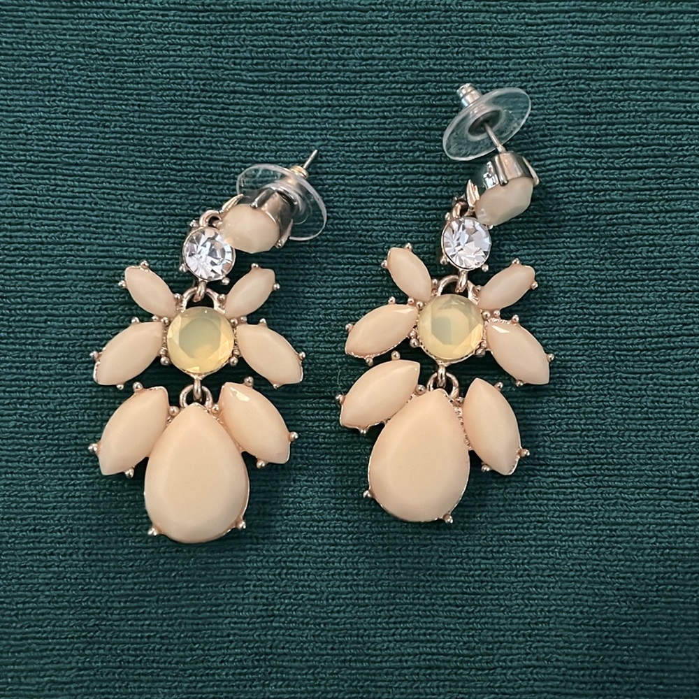 Beijing golden earrings